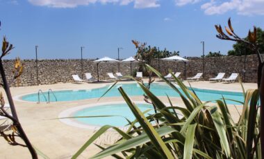 piscina piante masseria pagani nardò salento